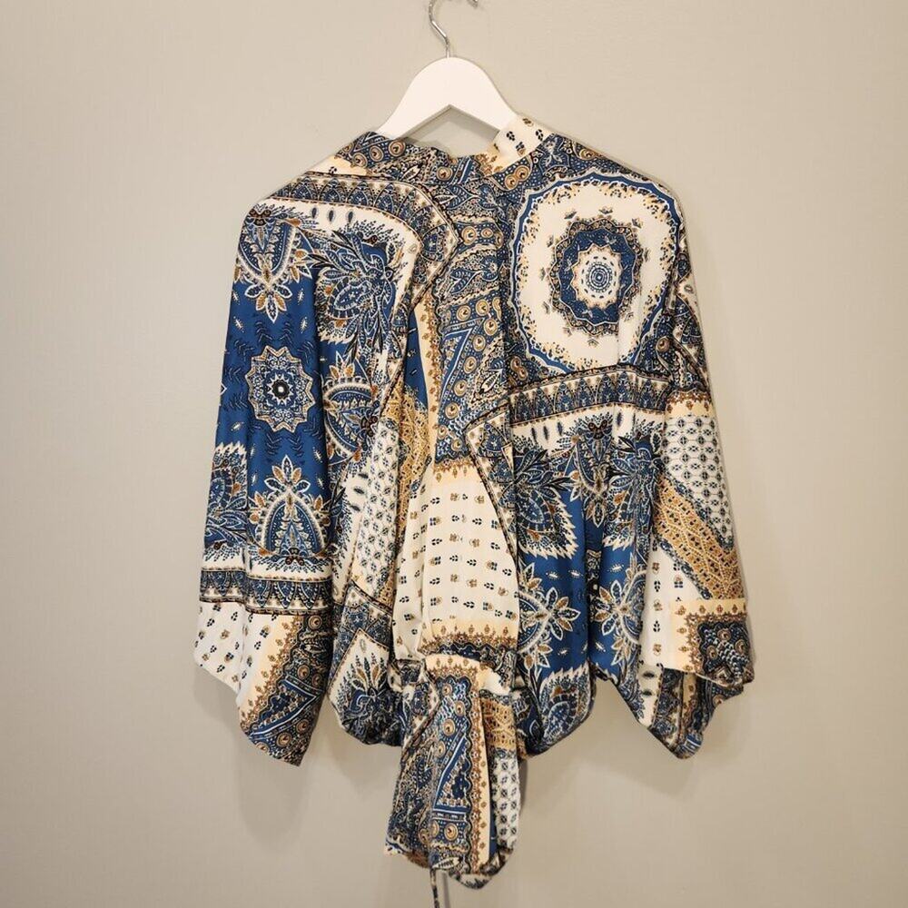 Hayden Los Angeles Wrap Blouse Kimono Boho Festival Flowy Western Glam - Size M - Picture 2 of 7